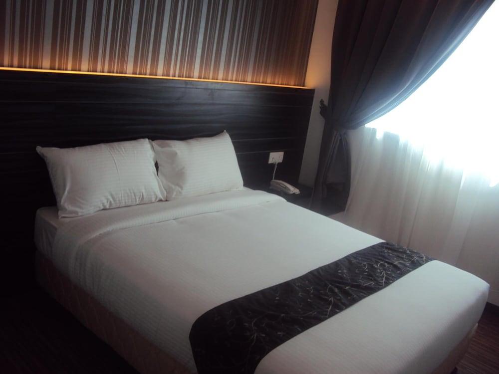 Signature Hotel Kuantan Exteriér fotografie